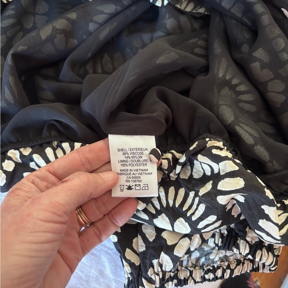 Penn by Pennington NWT Button Back Closure 3/4 Sleeve Blact /Tan Blouse - Picture 6 of 11